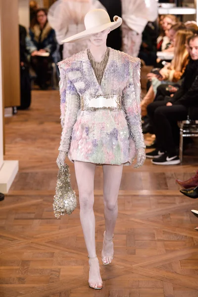 Look 23
